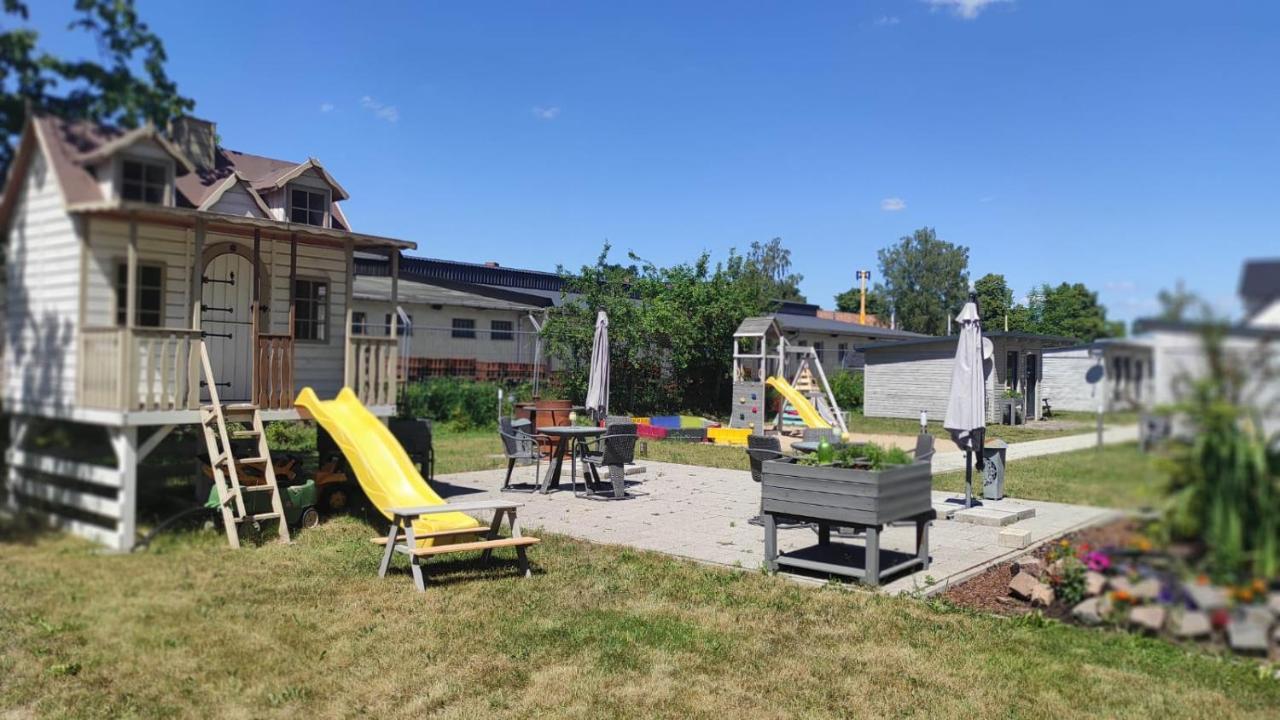 La Maison Pritzwalk - Bett & Bike Экстерьер фото
